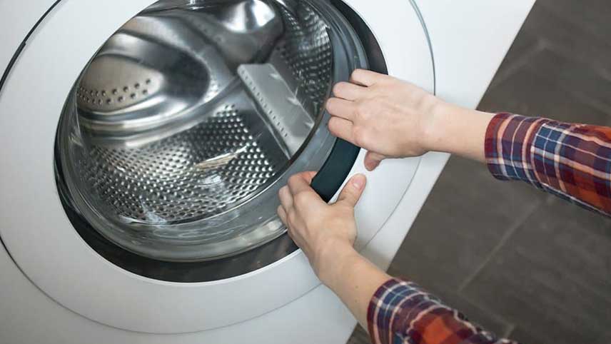 6 Reasons why your washing machine won't open after washing