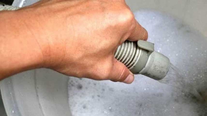 The second method: through the standard drain hose